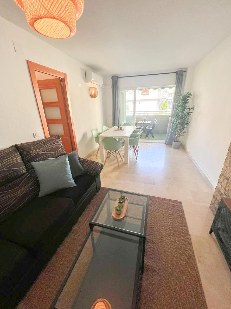 Large & Cozy Centrally Apartment Torremolinos Extérieur photo