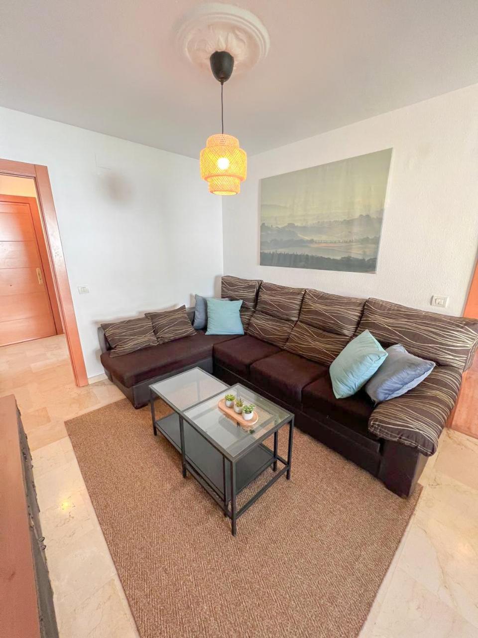 Large & Cozy Centrally Apartment Torremolinos Extérieur photo