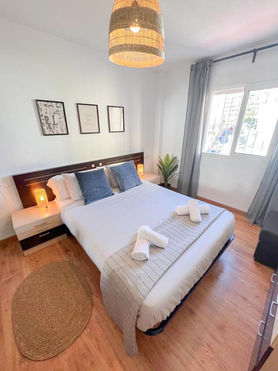 Large & Cozy Centrally Apartment Torremolinos Extérieur photo