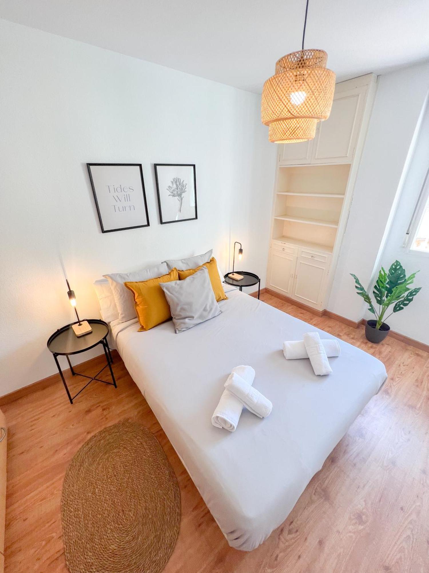 Large & Cozy Centrally Apartment Torremolinos Extérieur photo